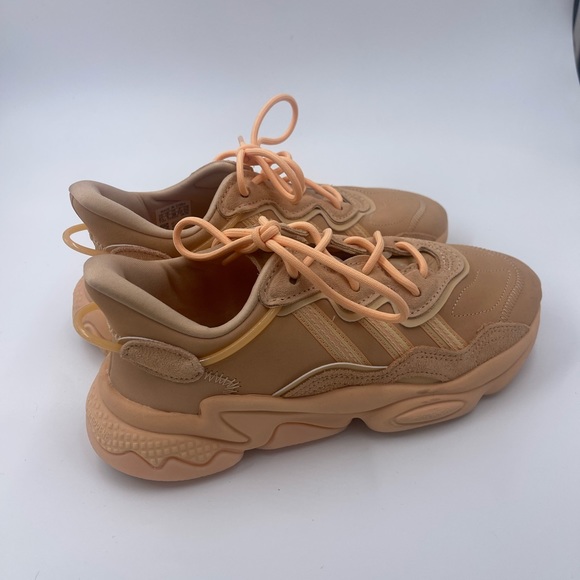 Adidas Ozweego “Glow Orange” sz 5.5 - Picture 4 of 6
